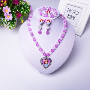 4-teiliges Schmuckset mit Prinzessin Sofia-Motiv für Mädchen mit rosa und weißen Perlen