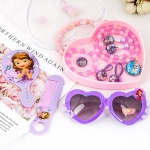 Disney Perlenkette mit Accessoires und Brille in lila