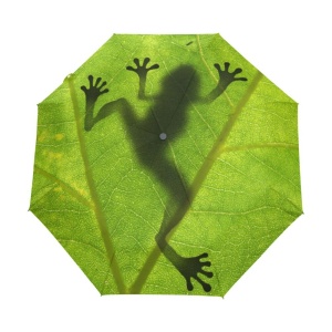 Kinderregenschirm mit Froschmotiv in grünem Blattstil auf weißem Hintergrund