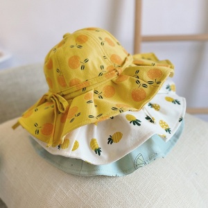 Hut für kleine Mädchen mit Ananasmuster in Gelb, Weiß und Blau