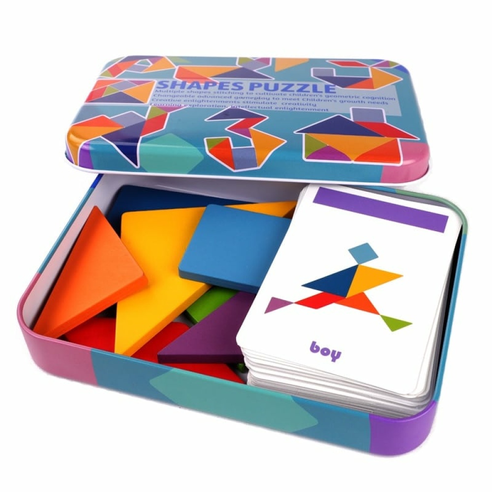 Farbiges Kinderspiel aus Holz mit weißen Karten