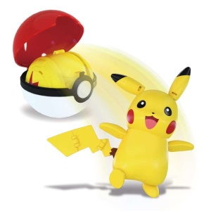 Pokéball mit Pokémonfiguren mit gelbem Pikachu auf weißem Hintergrund