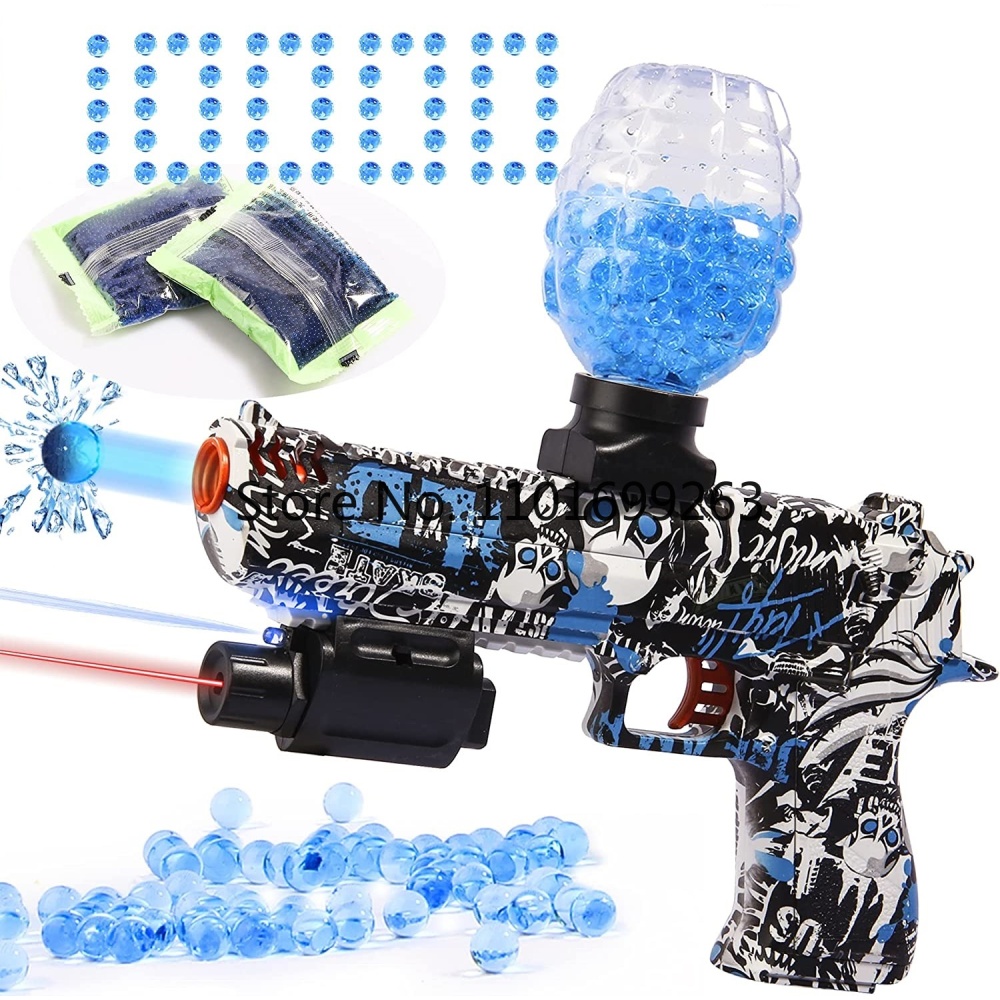 Elektrische Softbeezpistole mit Gelkugeln für Kinder blau mit blauen Gelkugeln mit weißem Hintergrund