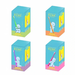 Collection Smiski support brosse à dents, avec 4 boîtes colorées représentant des figurines tenant une brosse à dents.