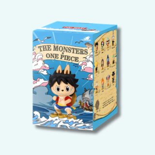 Blaue Box mit Luffy aus One Piece im Labubu-Stil gezeichnet auf der Vorderseite, vor neutralblauem Hintergrund.
